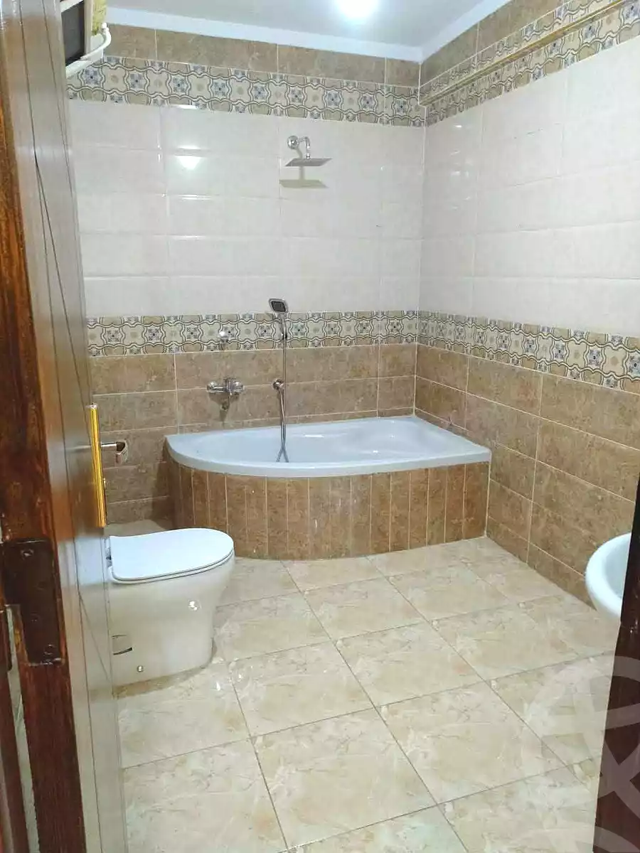 https://aqarmap.com.eg/ar/listing/6874551-for-rent-cairo-helwan-mostafa-fahmy-st