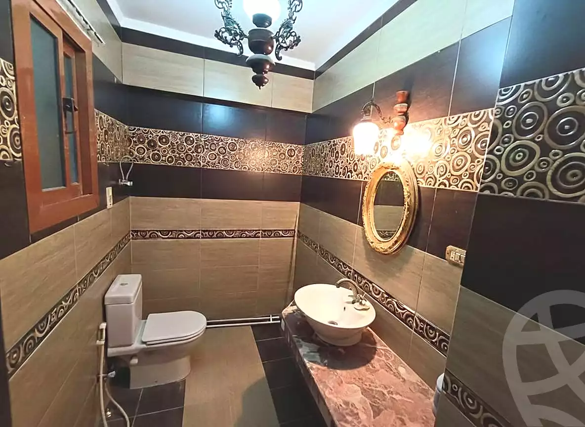 https://aqarmap.com.eg/ar/listing/6874579-for-sale-cairo-6th-of-october-el-ahyaa-neighborhood-2nd-divided-from-al-kafrawei-st