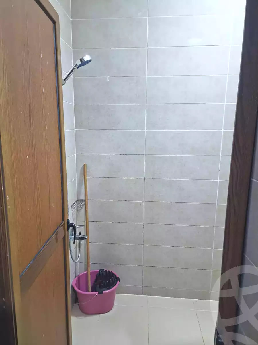 https://aqarmap.com.eg/ar/listing/6874667-for-rent-cairo-6th-of-october-el-ahyaa-neighborhood-1st-third-neighborhood