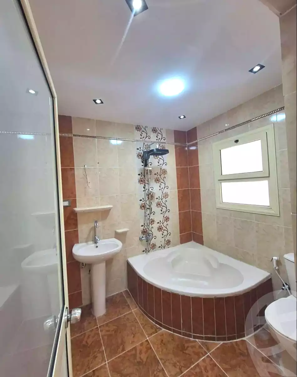 https://aqarmap.com.eg/ar/listing/6874766-for-sale-alexandria-sydy-bshr-sydy-bshr-bhry-shr-khld-bn-lwlyd