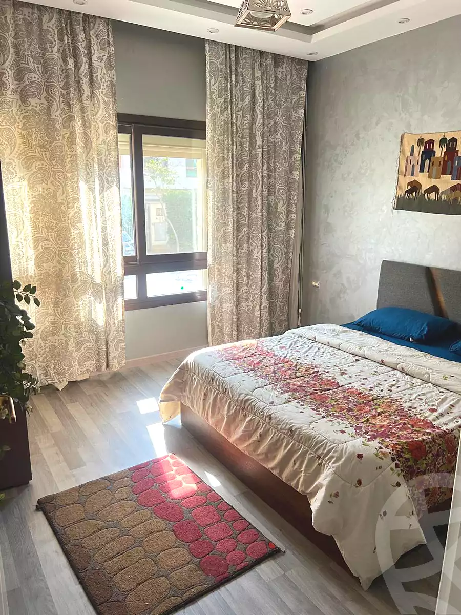 https://aqarmap.com.eg/ar/listing/6874786-for-rent-cairo-el-sheikh-zayed-city-compounds-kmbwnd-wn-16-swdyk