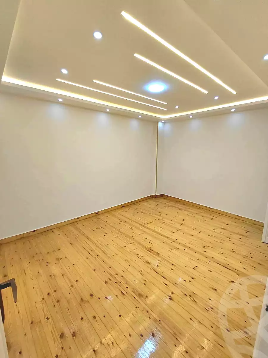 https://aqarmap.com.eg/en/listing/6874799-for-sale-alexandria-miami-abou-el-arab-st