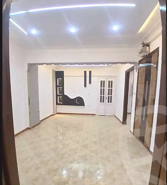 https://aqarmap.com.eg/en/listing/6874828-for-sale-alexandria-lsywf-el-falki