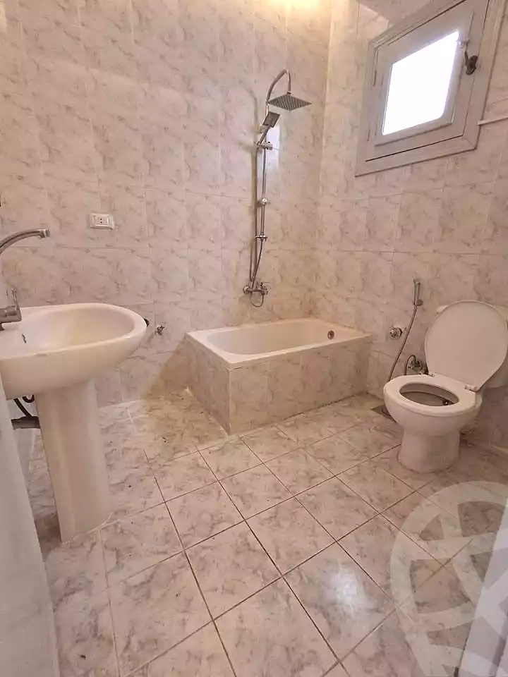 https://aqarmap.com.eg/ar/listing/6874855-for-sale-alexandria-al-agamy-shataa-el-nakheel-street-63