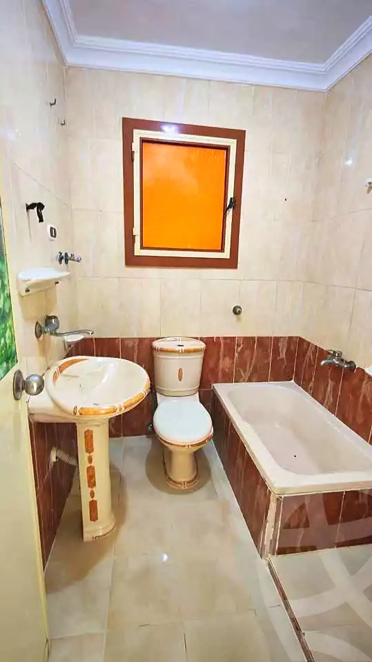 https://aqarmap.com.eg/ar/listing/6875294-for-sale-alexandria-al-agamy-shataa-el-nakheel