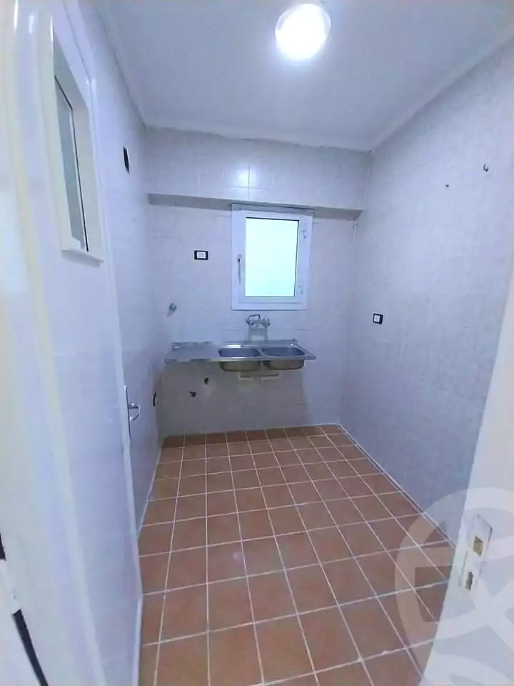https://aqarmap.com.eg/ar/listing/6875379-for-sale-alexandria-al-agamy-shataa-el-nakheel