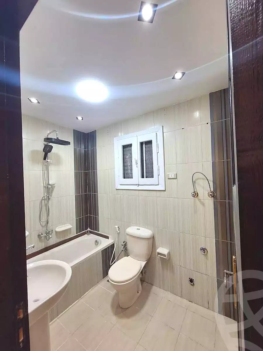 https://aqarmap.com.eg/en/listing/6875607-for-sale-alexandria-sydy-bshr-sydy-bshr-bhry-shr-mhmwd-l-yswy
