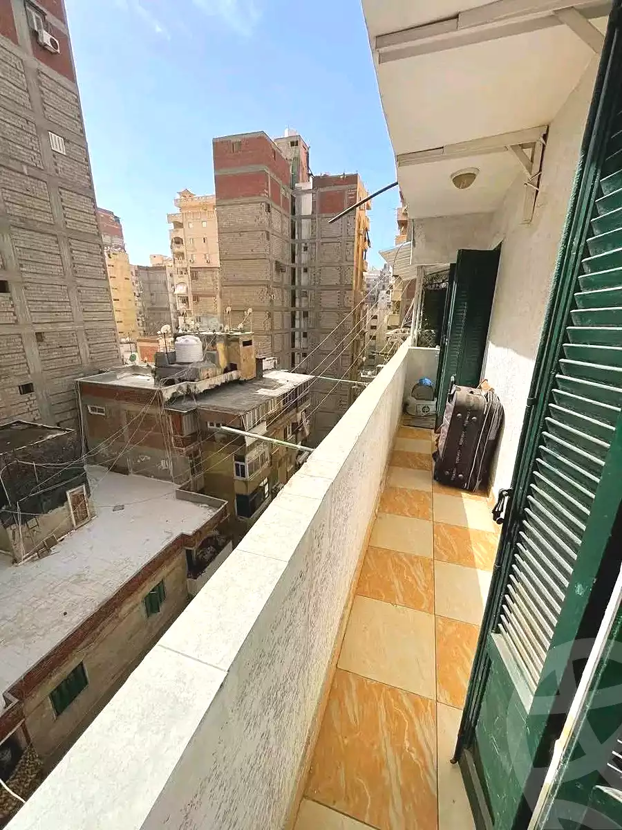 https://aqarmap.com.eg/en/listing/6876019-for-sale-alexandria-el-mandara-alex-el-mandara-bahri-sidi-kamal-st