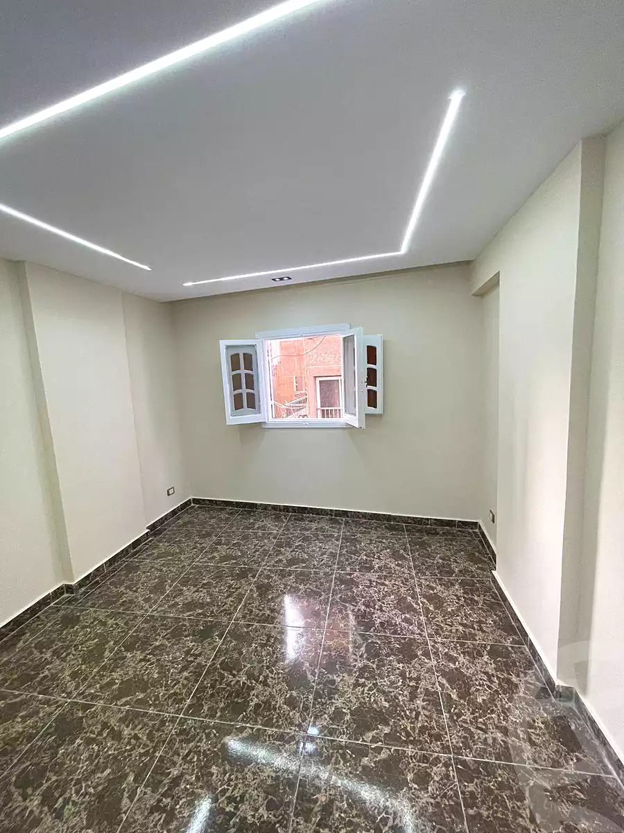 https://aqarmap.com.eg/ar/listing/6876113-for-sale-alexandria-al-agamy-lbytsh-ain-shams-st