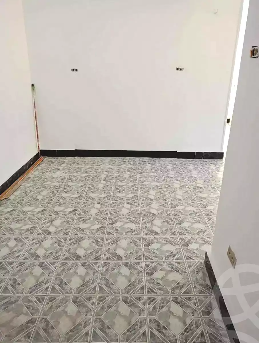https://aqarmap.com.eg/ar/listing/6876894-for-sale-alexandria-sydy-bshr-shr-mlk-hfny