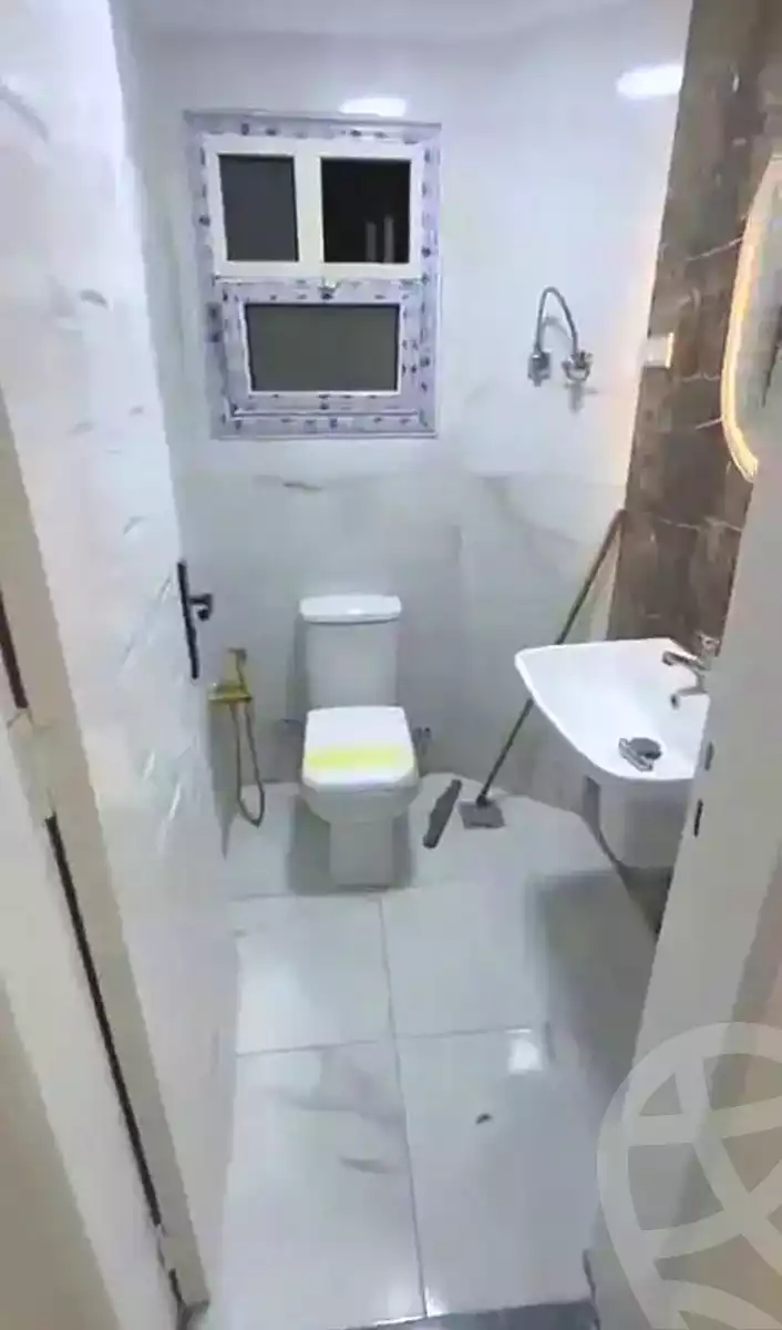 https://aqarmap.com.eg/ar/listing/6877725-for-sale-cairo-ljyz-shareaa-morad  charel degol