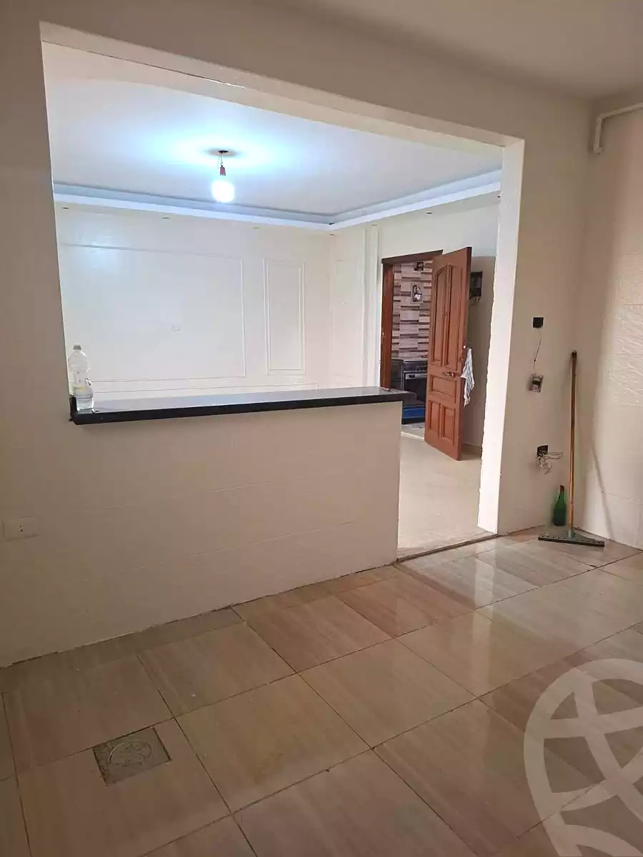 https://aqarmap.com.eg/en/listing/6877566-for-sale-cairo-helwan-helwan-el-sharkeya-mostafa-safwat-st
