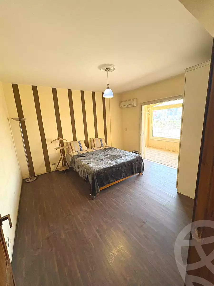 https://aqarmap.com.eg/en/listing/6877932-for-sale-cairo-el-sheikh-zayed-city-compounds-el-khamayel