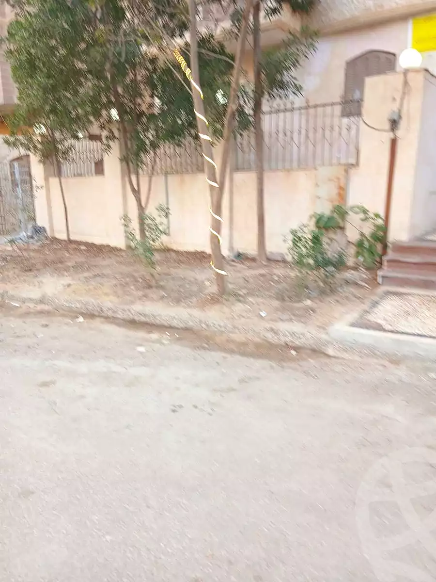 https://aqarmap.com.eg/ar/listing/6877937-for-sale-cairo-el-sheikh-zayed-city-el-hay-el-hady-ashaer-area-1-street-10