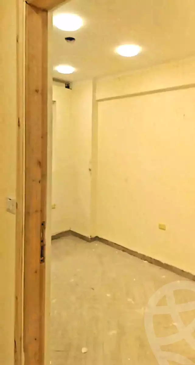 https://aqarmap.com.eg/en/listing/6878908-for-sale-alexandria-al-agamy-el-hanouvel