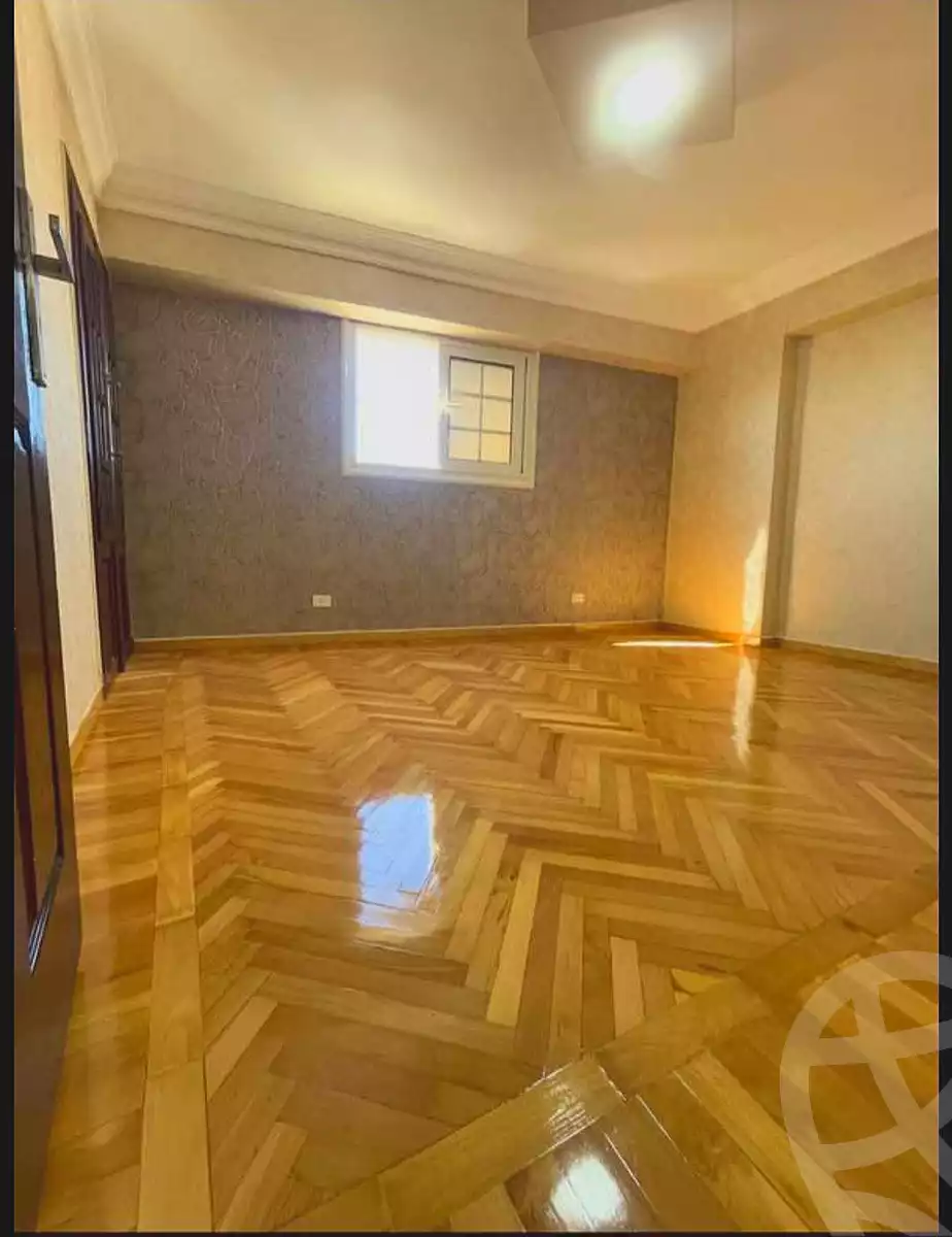https://aqarmap.com.eg/ar/listing/6879292-for-sale-alexandria-sydy-bshr-sydy-bshr-bhry-shr-mhmwd-l-yswy
