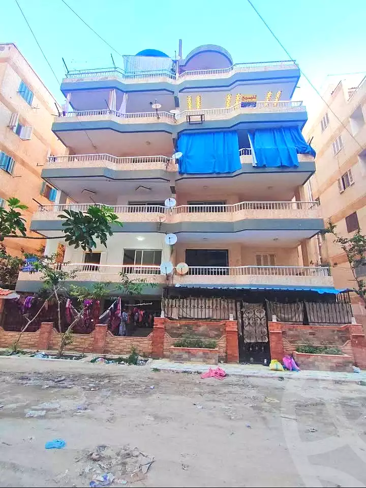 https://aqarmap.com.eg/ar/listing/6881296-for-sale-alexandria-al-agamy-shataa-el-nakheel-street-4