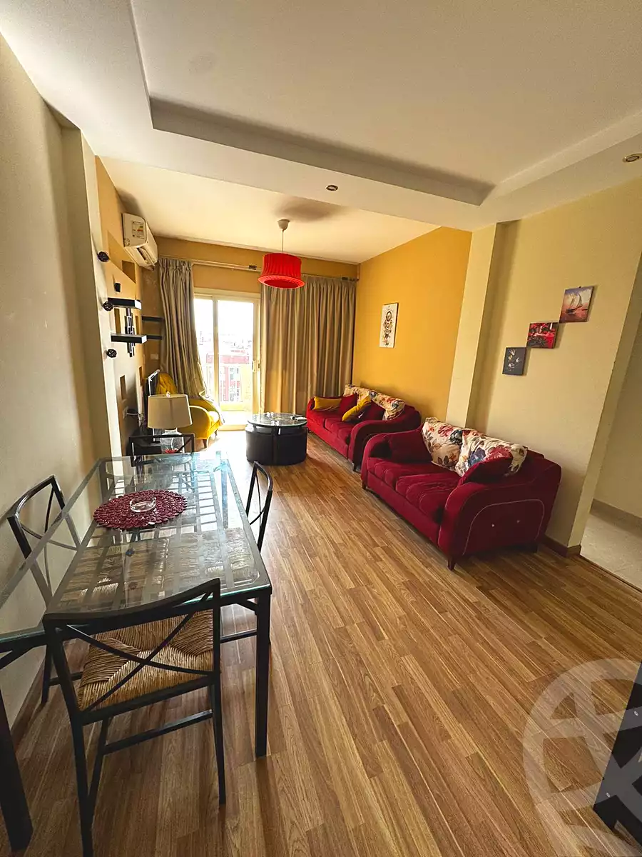 https://aqarmap.com.eg/ar/listing/6882061-for-rent-cairo-el-sheikh-zayed-city-compounds-dh-drys