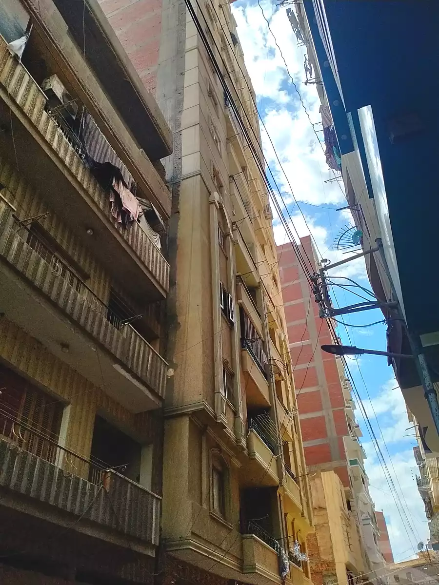 https://aqarmap.com.eg/en/listing/6882059-for-sale-gharbia-el-mahallah-el-kubra-el-mahalah-el-kobra-city-moheb-street-st