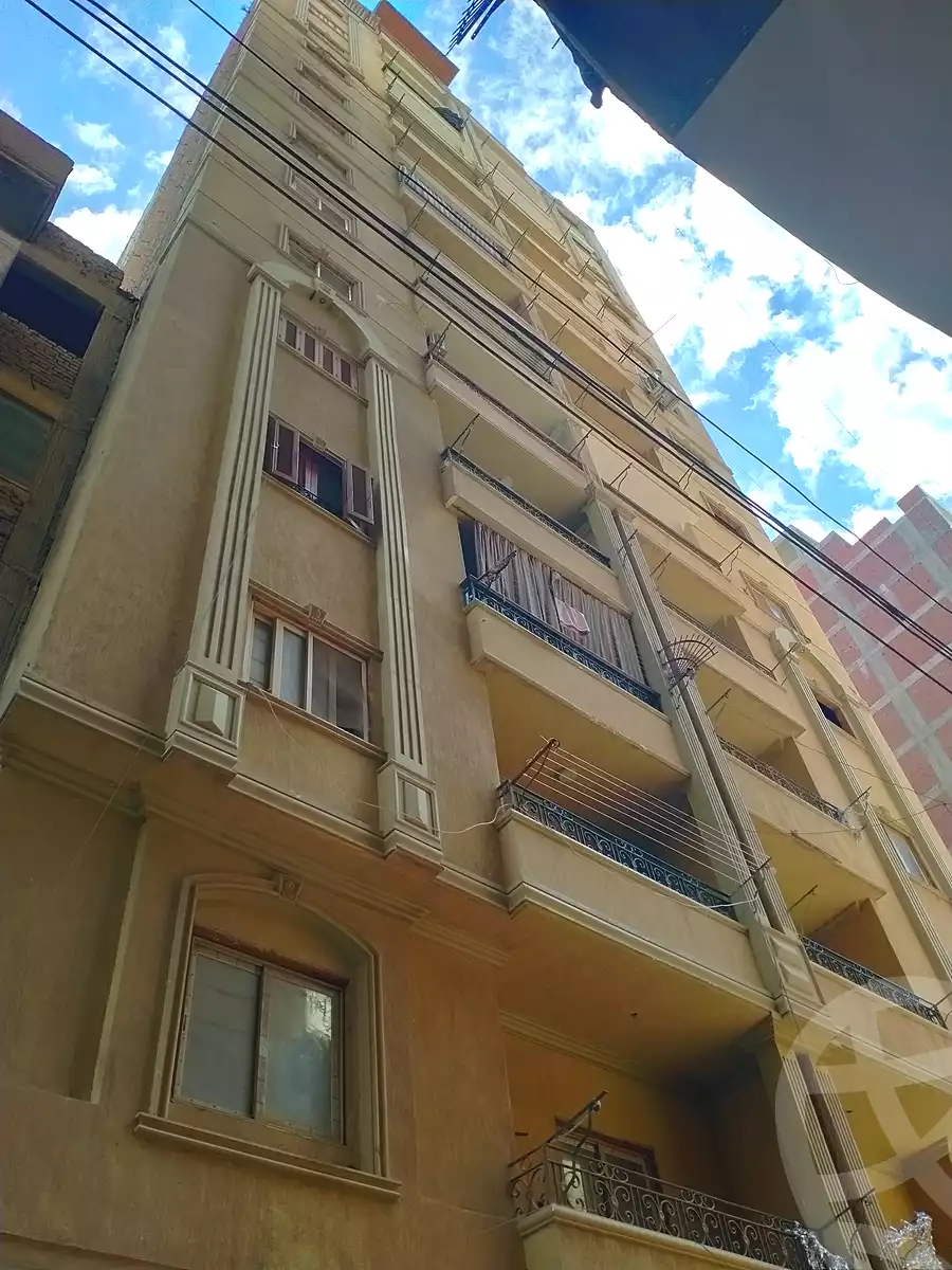 https://aqarmap.com.eg/en/listing/6882059-for-sale-gharbia-el-mahallah-el-kubra-el-mahalah-el-kobra-city-moheb-street-st