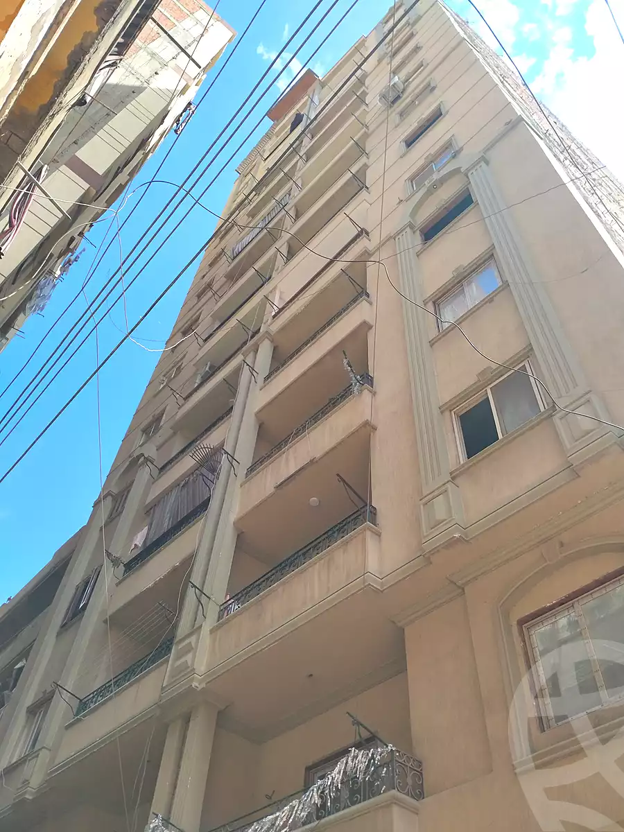 https://aqarmap.com.eg/en/listing/6882059-for-sale-gharbia-el-mahallah-el-kubra-el-mahalah-el-kobra-city-moheb-street-st