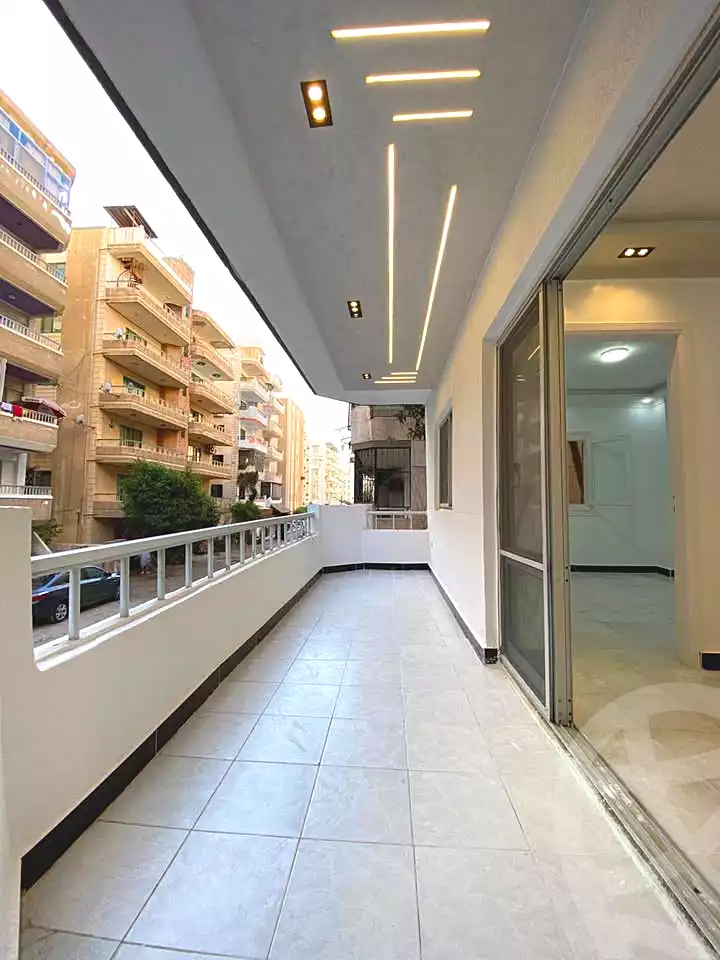 https://aqarmap.com.eg/ar/listing/6882889-for-sale-alexandria-al-agamy-shataa-el-nakheel