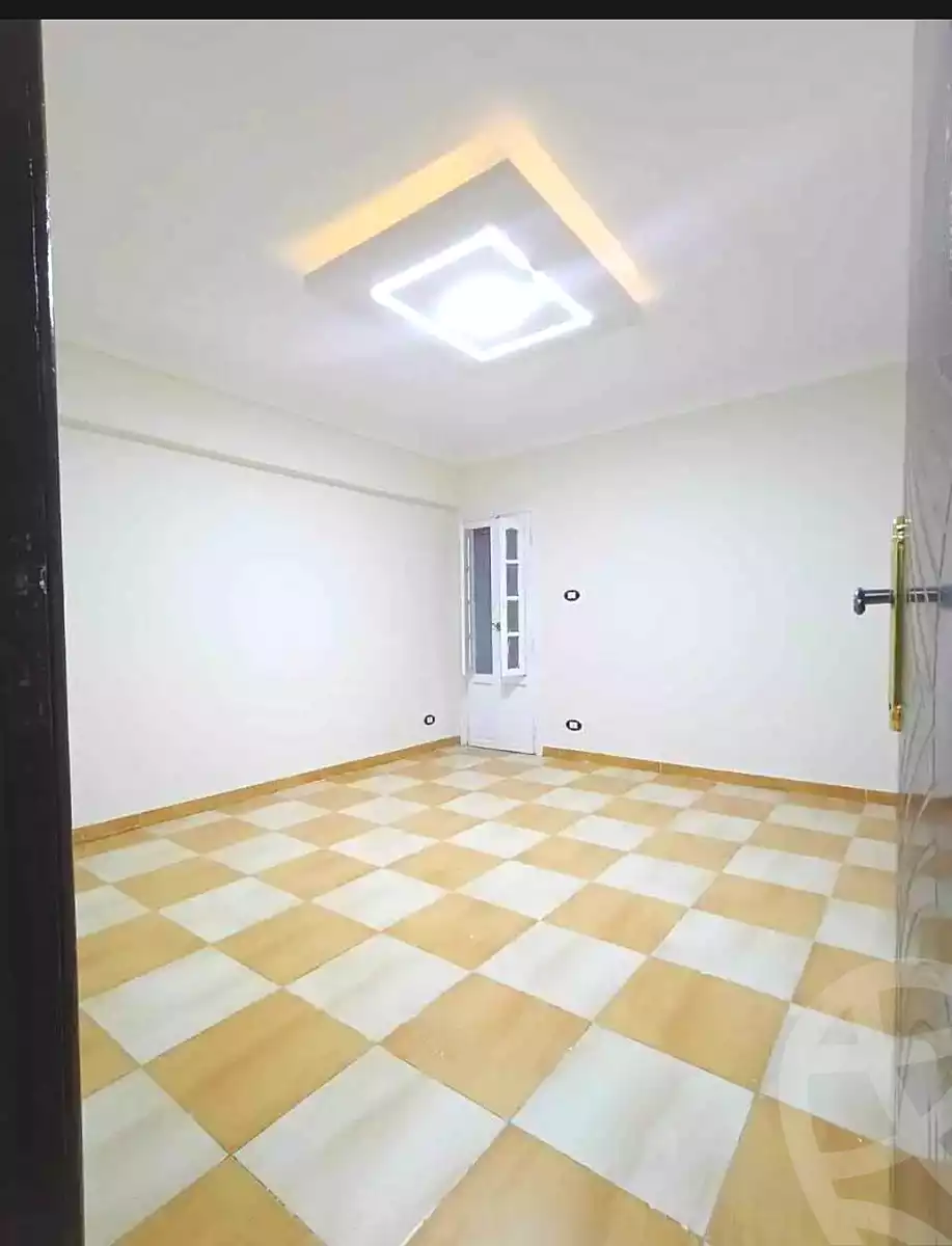 https://aqarmap.com.eg/ar/listing/6883594-for-sale-alexandria-lsywf-el-falki