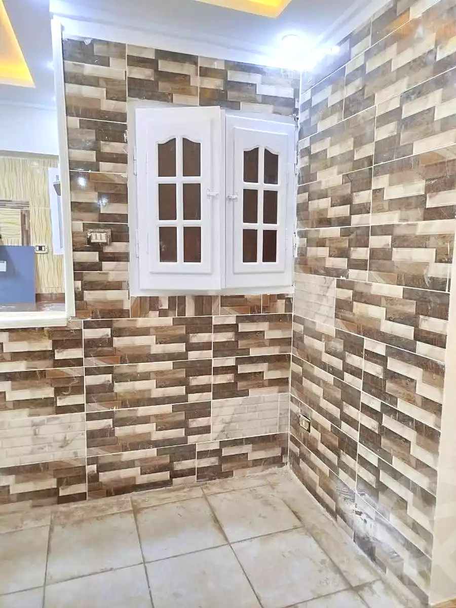 https://aqarmap.com.eg/ar/listing/6883878-for-rent-alexandria-al-agamy-bw-ywsf