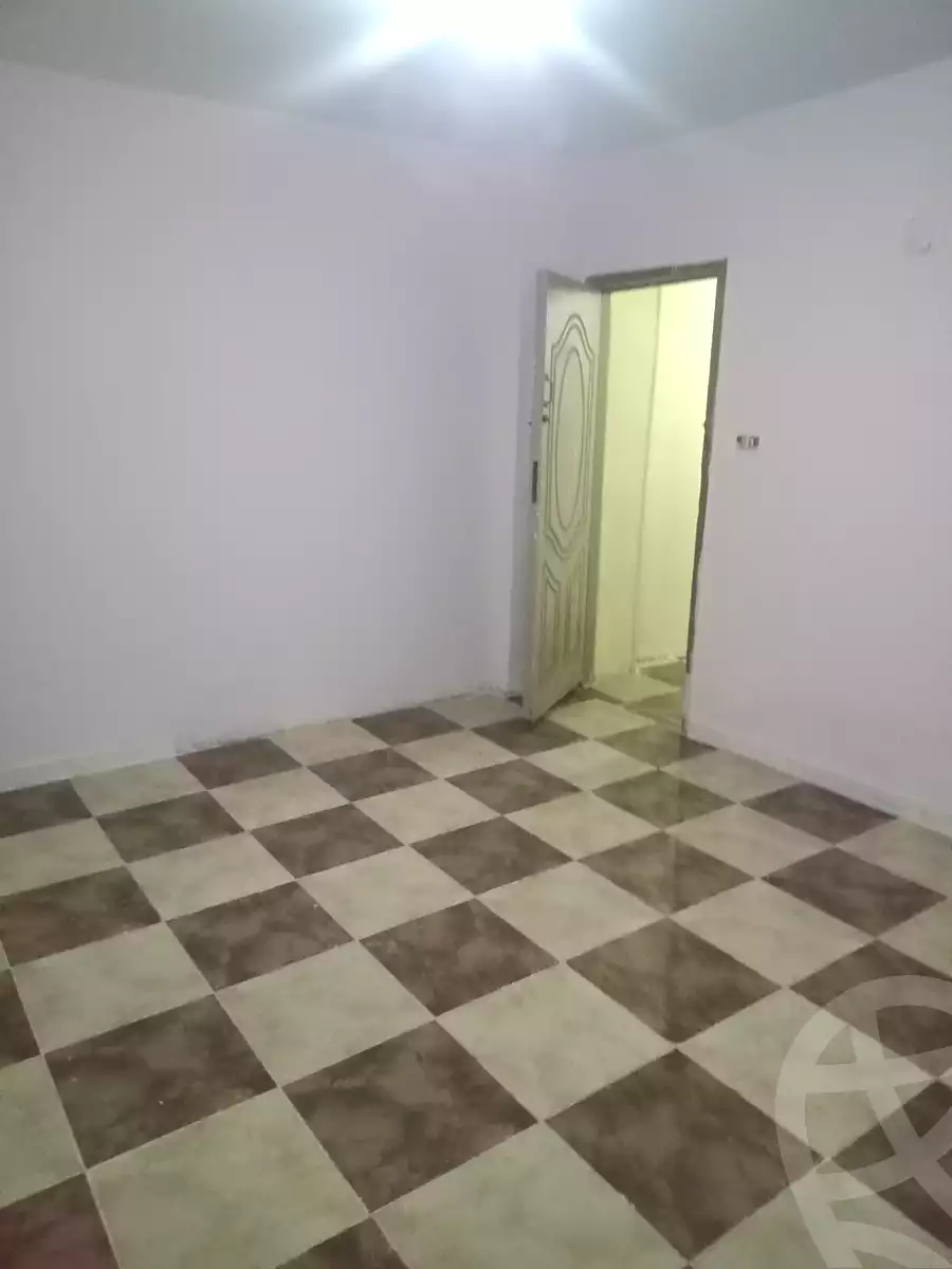 https://aqarmap.com.eg/ar/listing/6883898-for-rent-qalyubia-el-khsos-izbat-el-nakhl-el-farid-st