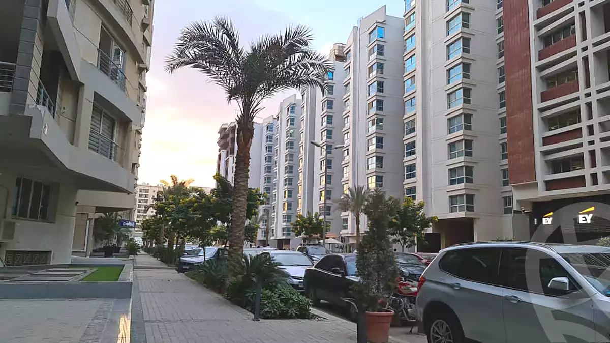 https://aqarmap.com.eg/ar/listing/6883973-for-sale-cairo-el-maadi-compounds-bavaria-town
