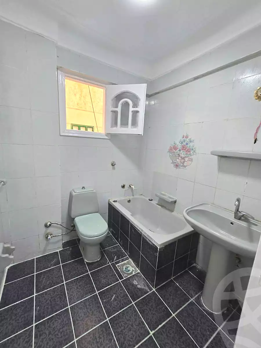 https://aqarmap.com.eg/en/listing/6884009-for-sale-alexandria-al-agamy-shataa-el-nakheel
