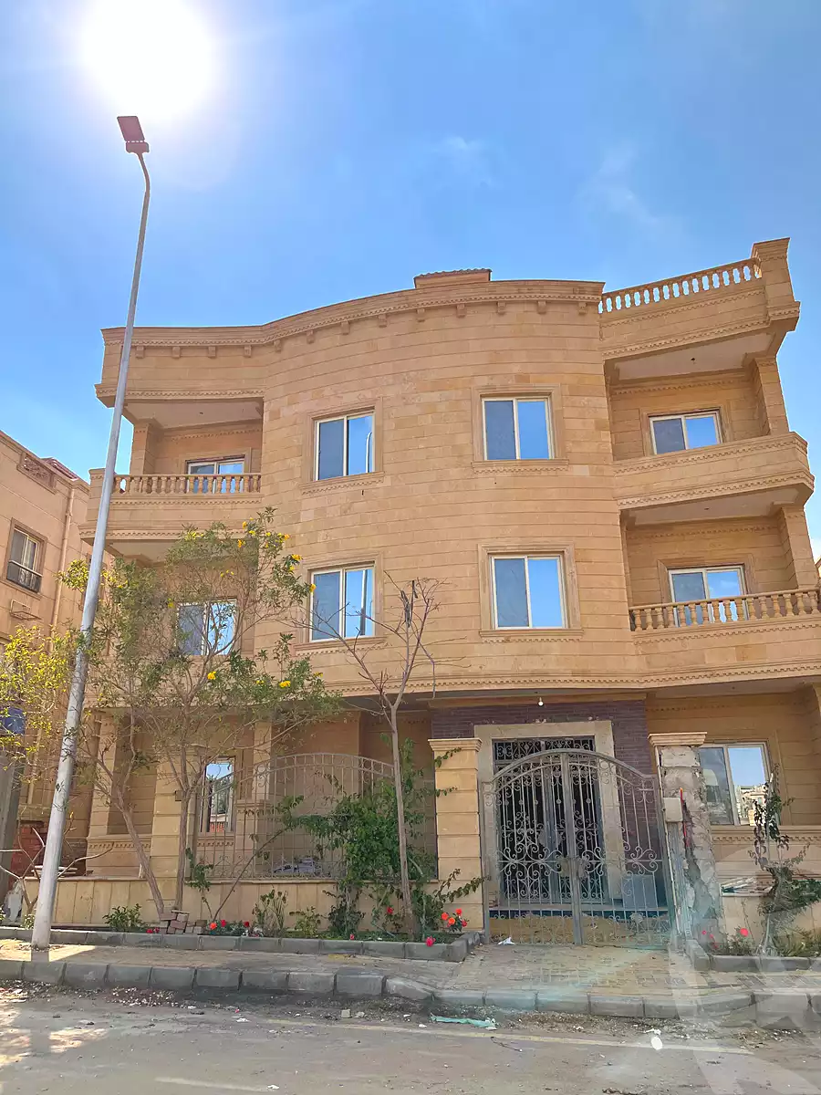 https://aqarmap.com.eg/ar/listing/6884429-for-sale-cairo-new-cairo-el-yassamin-el-yasmeen-2-jafar-ibn-abi-talib-st