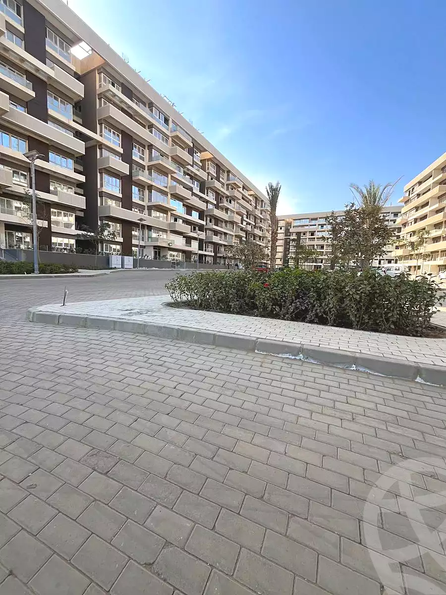 https://aqarmap.com.eg/ar/listing/6884583-for-sale-cairo-new-administrative-capital-r7-scenario