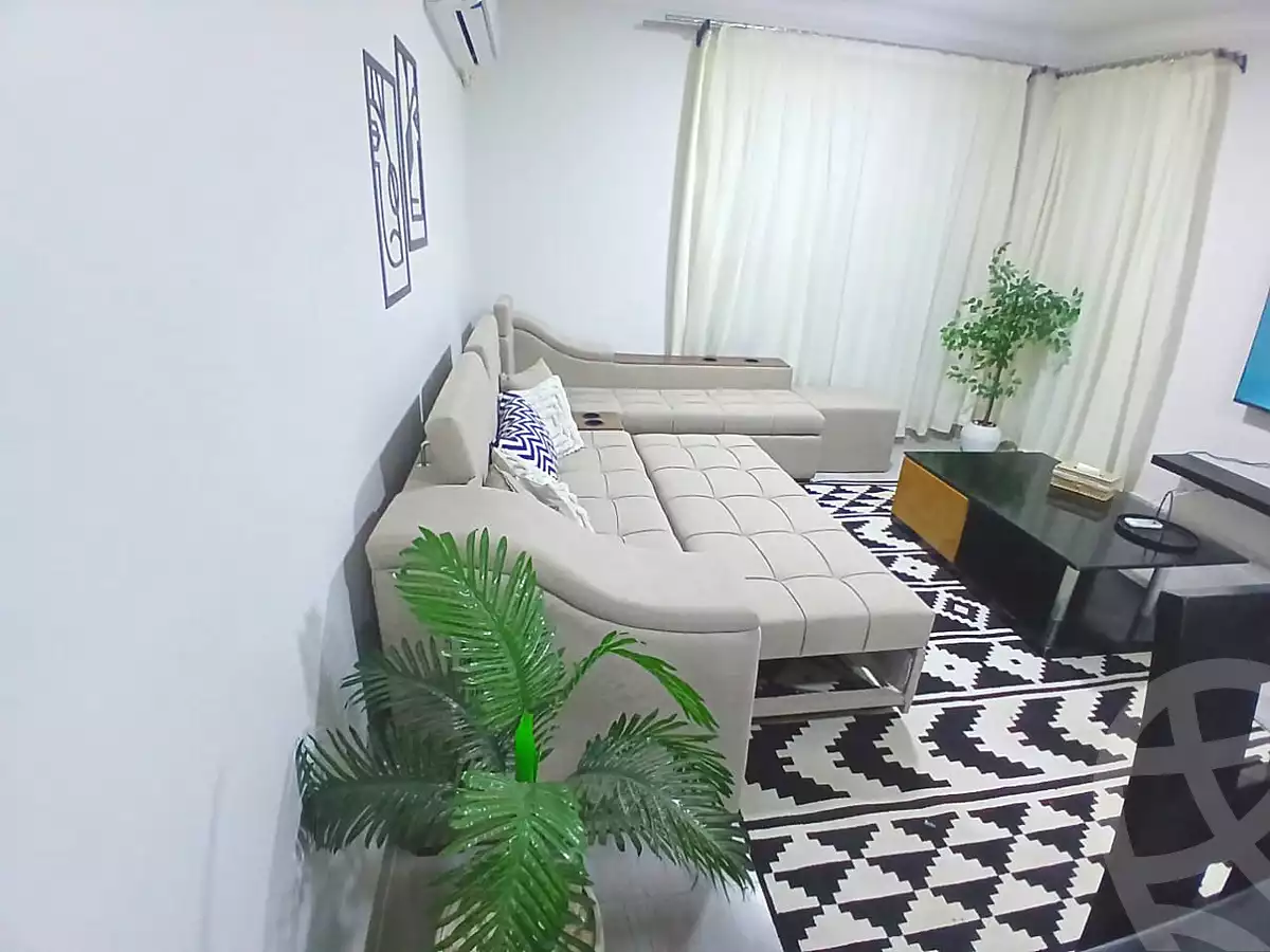 https://aqarmap.com.eg/en/listing/6884786-for-rent-cairo-el-sheikh-zayed-city-compounds-jn-1