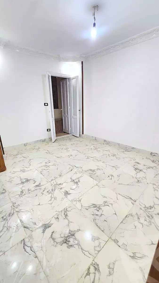 https://aqarmap.com.eg/en/listing/6884829-for-sale-alexandria-el-asafra-l-sfr-bhry