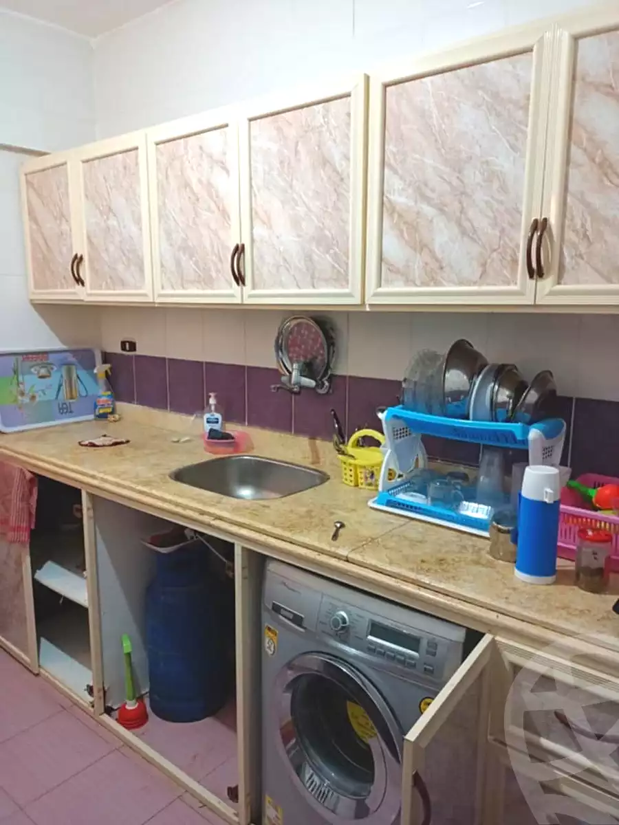 https://aqarmap.com.eg/ar/listing/6884831-for-sale-marsa-matruh-marsa-matrouh-city-el-ezaa-st