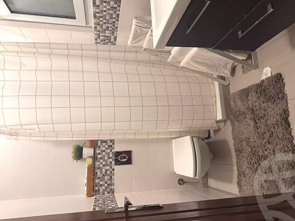 https://aqarmap.com.eg/ar/listing/6885236-for-rent-cairo-el-sheikh-zayed-city-compounds-kmbwnd-wyst-twn-swdyk