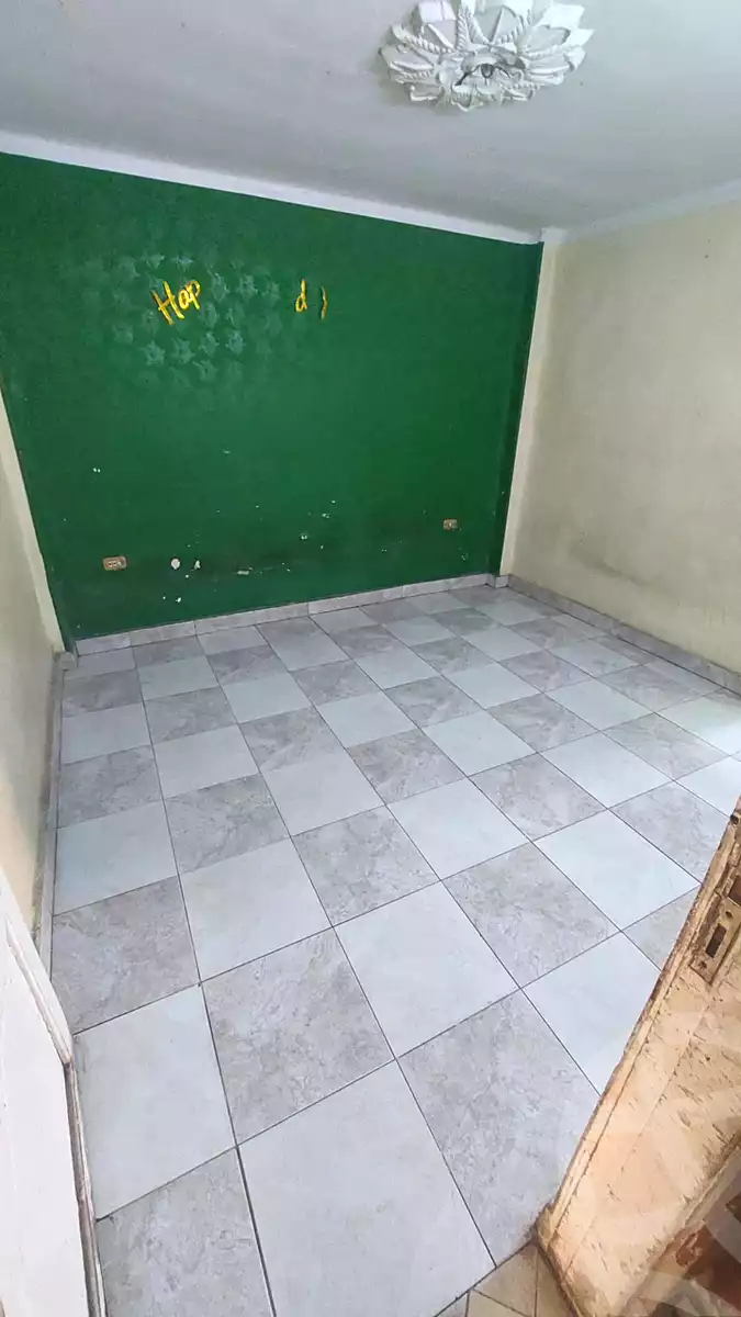 https://aqarmap.com.eg/ar/listing/6885413-for-sale-cairo-helwan-el-masaken-el-iqtsadeyah-ahmed-badawy-st