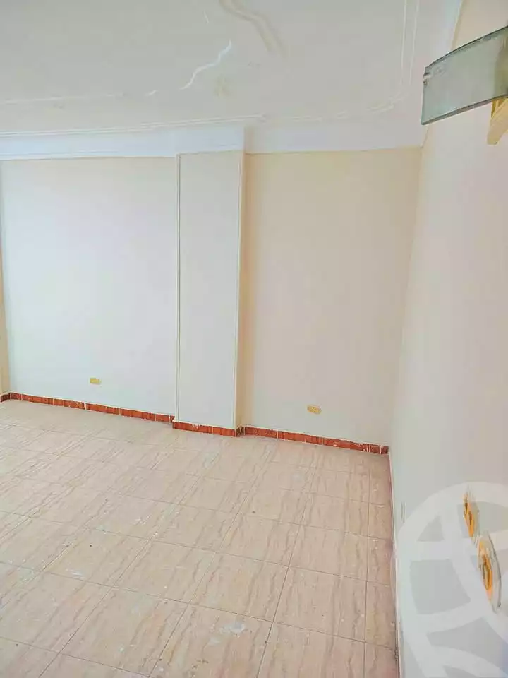 https://aqarmap.com.eg/en/listing/6885473-for-sale-alexandria-al-agamy-el-hanouvel-kasr-al-quiri-st-1