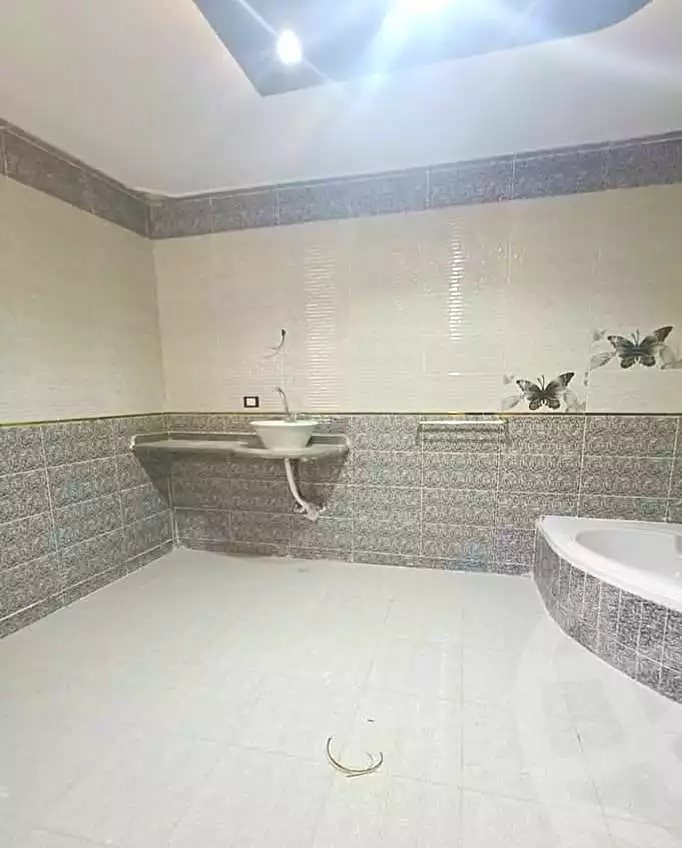 https://aqarmap.com.eg/ar/listing/6885658-for-sale-alexandria-al-agamy-lbytsh-shahr-al-assal-st