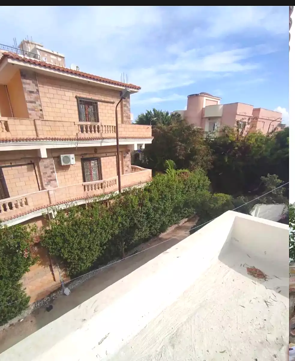 https://aqarmap.com.eg/ar/listing/6885852-for-sale-alexandria-al-agamy-lbytsh-el-hanafeya-st