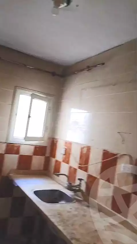 https://aqarmap.com.eg/ar/listing/6886148-for-rent-alexandria-al-agamy-el-hanouvel-al-haded-we-al-soulb-st