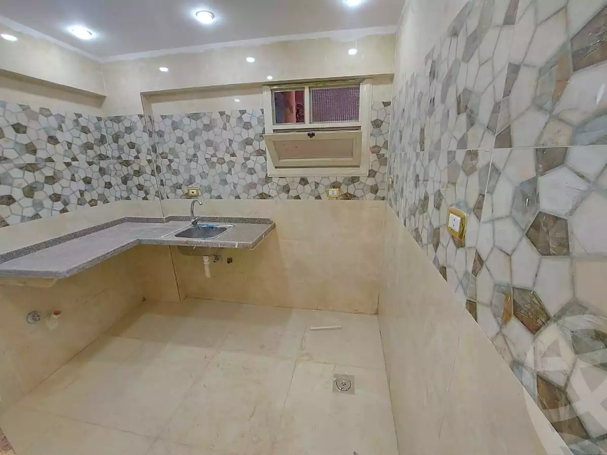 https://aqarmap.com.eg/en/listing/6886321-for-rent-alexandria-al-agamy-bw-ywsf