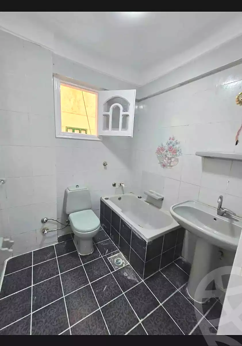 https://aqarmap.com.eg/ar/listing/6886374-for-sale-alexandria-al-agamy-shataa-el-nakheel