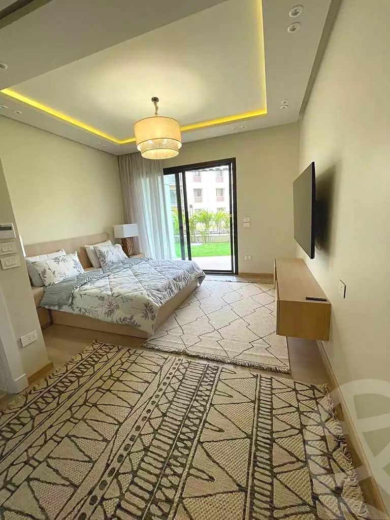 https://aqarmap.com.eg/en/listing/6886591-for-rent-cairo-el-sheikh-zayed-city-compounds-kmbwnd-wyst-twn-swdyk