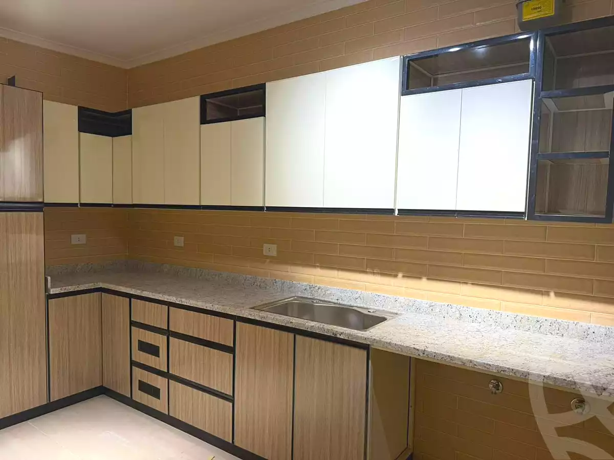 https://aqarmap.com.eg/ar/listing/6886706-for-rent-cairo-6th-of-october-el-ahyaa-neighborhood-9th