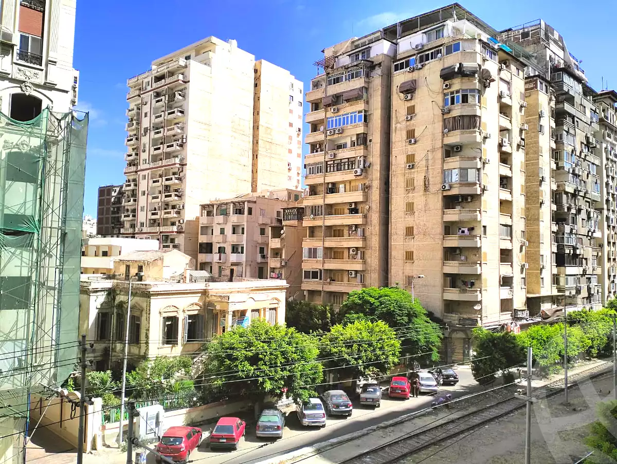 https://aqarmap.com.eg/ar/listing/6886772-for-sale-alexandria-roshdy-shr-hmd-shwqy