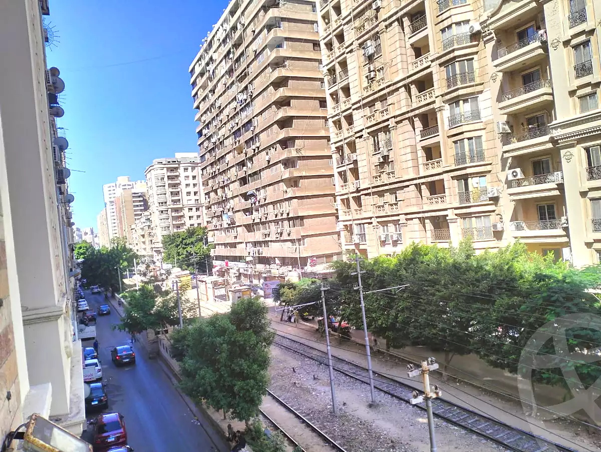 https://aqarmap.com.eg/ar/listing/6886929-for-sale-alexandria-roshdy-shr-hmd-shwqy