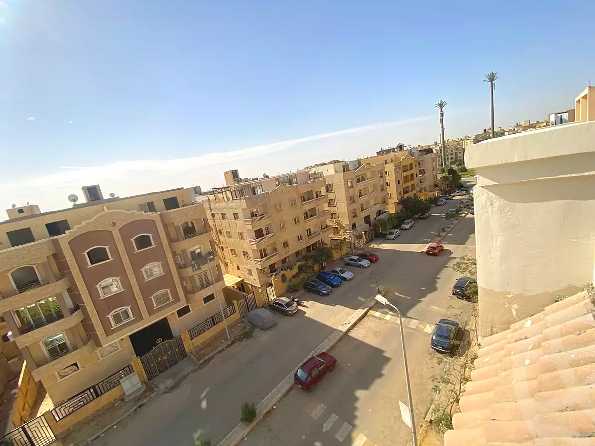 https://aqarmap.com.eg/ar/listing/6887033-for-sale-cairo-el-sheikh-zayed-city-el-hay-elsades-ashaer