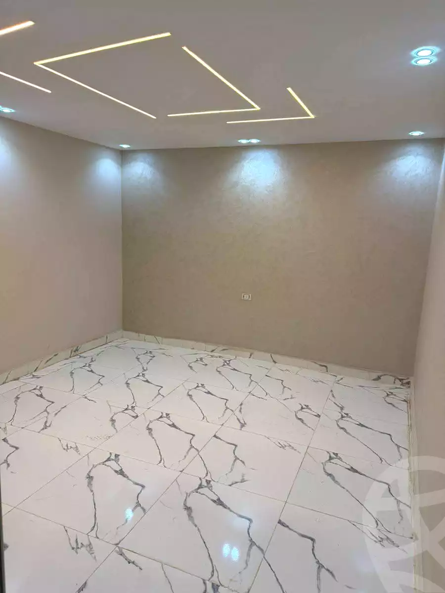 https://aqarmap.com.eg/ar/listing/6887209-for-sale-cairo-el-haram-el-lebeny-soltan-khattab-st